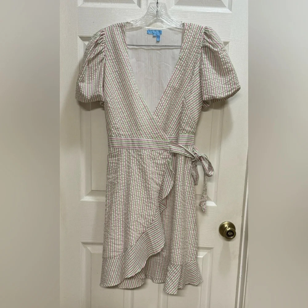 Draper James RSVP Seersucker Wrap Dress Puff Sleeve Ruffle Hem Preppy Small